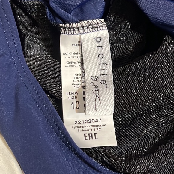 Gottex Profile Belle Curve Swimdress - Picture 14 of 16